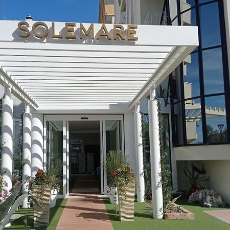 SoleMare Hotel e Residence Misano Adriatico Esterno foto