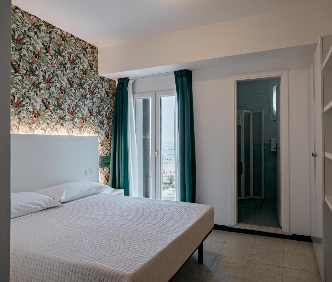 SoleMare Hotel e Residence Misano Adriatico Esterno foto