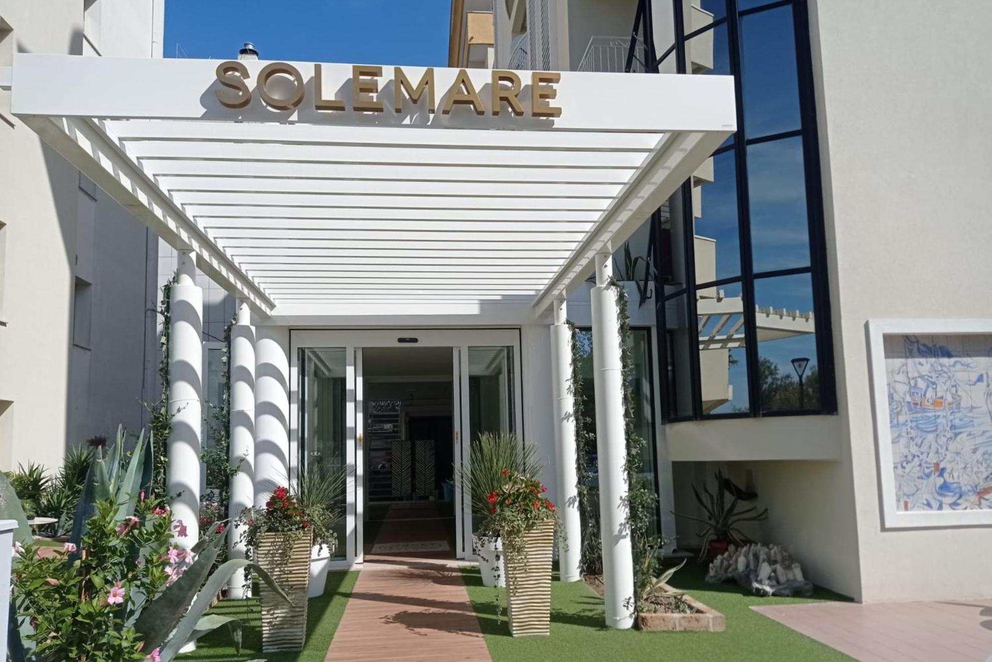 SoleMare Hotel e Residence Misano Adriatico Esterno foto
