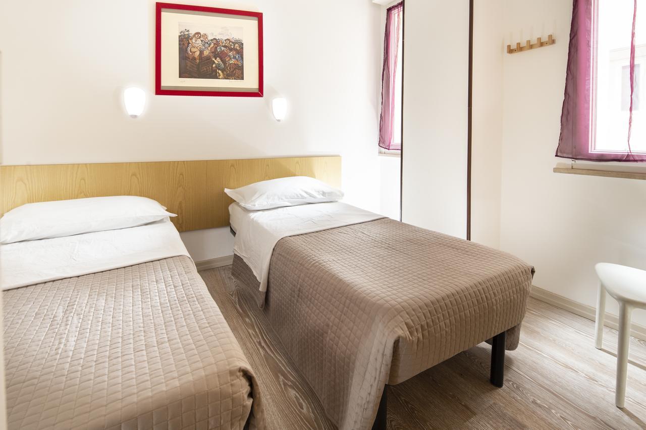 SoleMare Hotel e Residence Misano Adriatico Esterno foto